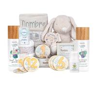 Mababyshop Mi Peluche Deluxe Canastilla Bebé Personalizada con Manta Bordada, Peluche Conejo, Chupete y Pinza Con Nombre, Tarta de Pañales y Set de Cuidados Bebé