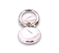 Mac lightful c+ base compacta con spf 50 / tono extra light rose / pro