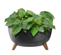 KADAX Maceta Decorativa de Plástico con Soporte Integrado, Macetero con Tres Patas de Imitación Madera para Interior y Exterior (Hormigón Negro, 47 cm)
