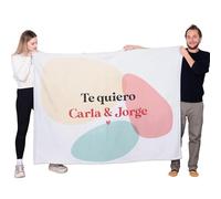 Made in Gift Manta Personalizada de 170x130cm con Nombres o Texto Diseño Te Quiero Disponible el Tela Polar, Coralina y Sherpa Borreguillo para Sofá o Cama Perfecta para Regalo Original (Coralina)