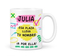 Made in Gift | Taza Personalizada Oposiciones con Nombre | Esa Plaza Lleva tu Nombre, A por Ella | Regalo Original para Opositor y Opositora | Cerámica 330ml