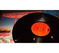 MAGNUM - VIGILANTE 1986-MAGNUM VINYL LP WITH INNER SLEEVE [POLH5198]