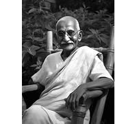 Mahatma Gandhi en la silla | Póster | Arte de pared | Decoración del hogar |