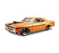 Maisto - Coche de Juguete Design Classic Muscle 1970 Plymouth GTX, Escala 1/24, Color Amarillo (31016)