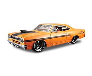 Maisto - Coche de Juguete Design Classic Muscle 1970 Plymouth GTX, Escala 1/24, Color Amarillo (31016)