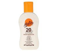 Malibu Sun SPF 20 Loción, crema solar de protección media, resistente al agua, enriquecida con vitaminas, 100 ml