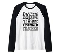 Mamá De Un Maldito Impresionante Maestro Profesor Enseñando Professio Camiseta Manga Raglan