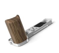 Mango de cámara construido en madera de aluminio para X100VI que proporciona un agarre seguro y agujeros de fijación para trípode