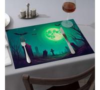 Manteles individuales lavables con diseño de fresa y cementerio bajo una luna verde gigante (6 piezas)