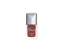 Maquillaje de la marca Dior, barra labial, Rouge Vernis 400