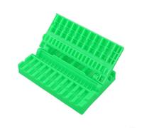 Máquina de pinchos compacta y portátil para barbacoa con uso multifuncional para manejar pinchos de carne, mariscos y verduras, para acampar y asar al aire libre (The Green Three)