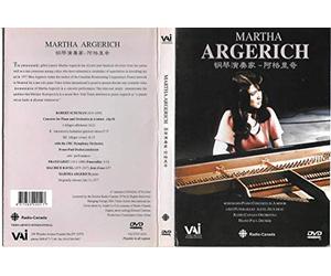 Martha Argerich Plays Schumann Piano Concerto in A minor / Liszt Funerailles / Ravel Jeux d'Eau [Alemania] [DVD]