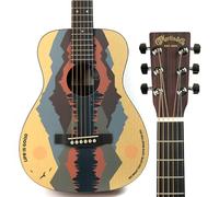 MARTIN & Co LX1 Life is Good Edición Especial, Guitarra acústica compacta Little Martin, tapa de abeto Sitka macizo, acabado personalizado, con funda