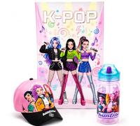MARUKATSU Pack Infantil Toalla Playa 140x70 cm + Gorra + Botella 410ml - Set Verano Niños Microfibra Secado Rápido Piscina Pokémon Minecraft Stitch Dragon Ball Bluey Sonic (K-Pop)