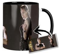 MasTazas Tomb Raider Lara Croft Angelina Jolie Taza Ceramica Interior y Asa Negra