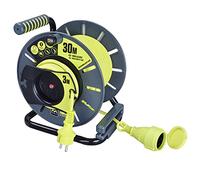 Masterplug Pro-XT Enrollacables de carrete de cable abierto de cuatro tomas con asa de bobinado, interruptor térmico e interruptor de alimentación, cable de alta visibilidad de 30+3 metros