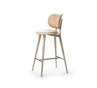 Mater Taburete Mater High Stool Backrest alto piel natural. base de roble lacado mate