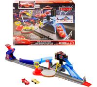 Mattel Disney and Pixar Cars Playset & Toy Car, Tongue-Out Lightning McQueen & C
