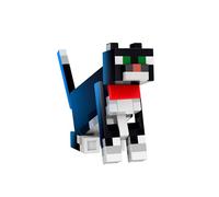 Mattel Minecraft Serie de Diamante Gato con Esmoquin, Figura de acción con Horno Que Parpadea, Pluma y trozo de Bacalao, diseño pixelado, Juguete Regalo para niños y niñas +6 años, HTM07