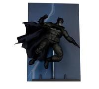McFarlane Toys - DC Multiverse Batman (The Dark Knight Returns) Figura de acción de 7 Pulgadas, McFarlane Cover Recreations, Etiqueta Dorada, Exclusiva de Amazon