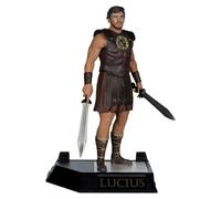 Mcfarlane lucius (gladiador ii) figura de juguete posada de 6 pulgadas