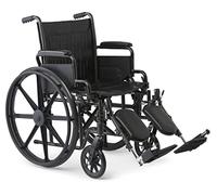 Medline K1 Basic - Silla de ruedas de vinilo con asiento de 20 pulgadas de ancho, brazos de longitud de escritorio con respaldo giratorio, reposapiés elevadores, cómoda, duradera y fiable ayuda a la