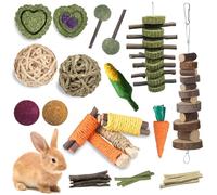 MEETOZ Juego de 32 juguetes de conejo, juguetes masticables naturales para animales pequeños, palitos de heno Timothy, cuidado de dientes y ejercicio, producción natural hecha a mano, accesorios para