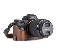 MegaGear Ever Ready - Media Funda de Piel para cámara Sony Alpha A7S II, A7R II, A7 II