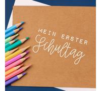 Mein erster Schultag: Kreatives Erinnerungsalbum & Gästebuch zur Einschulung / Schulanfang, für Mädchen & Jungen mit Buntstiften und Kraftpapier, 21x21cm
