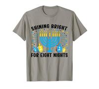 Menorá de Hanukkah brillando por Ocho Noches judía Camiseta