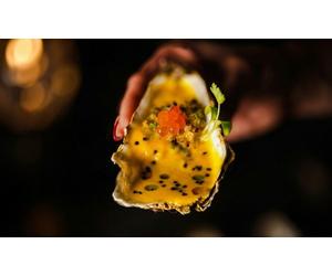 Menú omakase nikkei con maridaje de sakes para cuatro personas