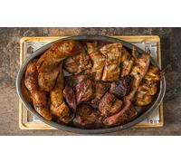 Menú prémium para dos personas con 1 entrante 2 principales 1 postre a compartir por cada 2 y 1 botella de vino