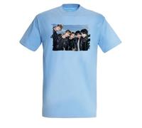 MERCHANDMANIA Camiseta Azul Cielo Chicos Cantantes Famosos Mention me Deja VU Claro Moda Verano Tshirt