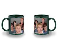 MERCHANDMANIA Taza completamente Verde recuadro chicos cantantes famosos what you want black mug jarra cerveza te infusión