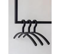 Metallbude FAY - Juego de 3 perchas de plástico para ahorrar espacio, fácil de limpiar, resistente a los arañazos, color negro