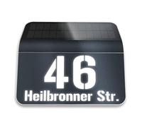 Metzler número de casa con nombre de calle iluminado solar en acrílico antracita - Placa de número con iluminación LED y sensor crepuscular - Personalizable con texto deseado - 22,7 x 24,2 cm