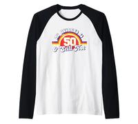 Mi Marido es 50 y todavía Caliente Esposa Orgullosa cumpleaños 50 Camiseta Manga Raglan