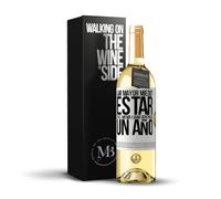 «¿Mi mayor miedo? Estar en el mismo lugar dentro de un año» Mensaje en una Botella. Vino Blanco Premium Verdejo Joven + Gift Box. Etiqueta Blanca PERSONALIZABLE