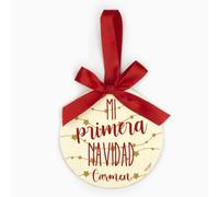 Mi Pipo - Bola Navidad Madera Personalizada - Mi Primera Navidad y Guirnalda | Decoración Árbol Navideño | Cinta para Colgar y Lazo | 10 cm de Diámetro | Vinilo Adhesivo Rojo | Hecho en Madera Natural