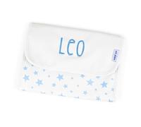 Mi Pipo - Portadocumentos Bebe Personalizado con Nombre y Estrellas - Azul | Funda Porta Documentos de Bebé | Polipiel con Cierre Velcro y Compartimentos | Ideal para Guarderia, Excursiones y Viajes