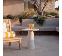 Miguel - Mesa auxiliar de cemento blanco H 49 x B 45 x T 45 cm