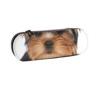 MIJKO Perro Un Cachorro del Yorkshire Terrier Se Encuentra En Blanco Pequeño Yorkie Adorable, Estuche para lápices de Cuero PU, Estuche para lápices de Gran Capacidad, Bolso para cosméticos