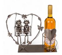 MIJOMA Soporte para botellas de vino de metal con corazón y pareja en columpio, para parejas, bodas, San Valentín, 27 x 9 x 20 cm