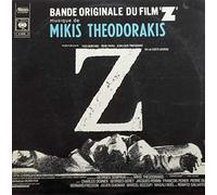 Mikis Theodorakis - CBS 63639 - " Z " - Costa Gavras, Musique de Mikis Theodorakis. Générique de Début, To Yelasto Pedi, Course de Manuel, Rock du Café, Arrivée d'Irène, Batucada, To Palikari Echi Kaimo, Idep Otsaley Ot, Pios den mila yia ti lambri, Générique fin, Safti Gitona.- Disque vinyle LP 33t (et non CD).
