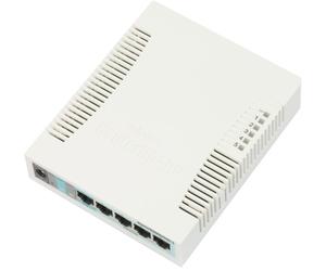 MikroTik RB260GS with 5 Gigabit ports and SFP cage, SwOS, plastic case, PSU