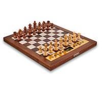 MILLENNIUM The King Performance M830 - Ordenador de ajedrez con Niveles de Juego adaptativos. con 81 Leds para la visualización del Movimiento. Juega en línea a través del módulo ChessLink.