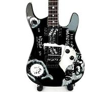 MINI GUITARRA - KIRK HAMMETT - V