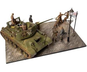 Miniart 1:35 - Dresde 1945. T34/85 Field Repair Big Set