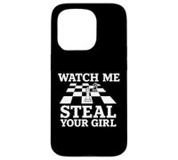 Mírame robar a tu chica divertido jugador amante del ajedrez Carcasa para iPhone 15 Pro