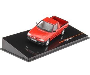 MODELLINO IN Scala COMPATIBILE con Skoda Felicia 1995 Red 1:43 IXO MODEL CLC474